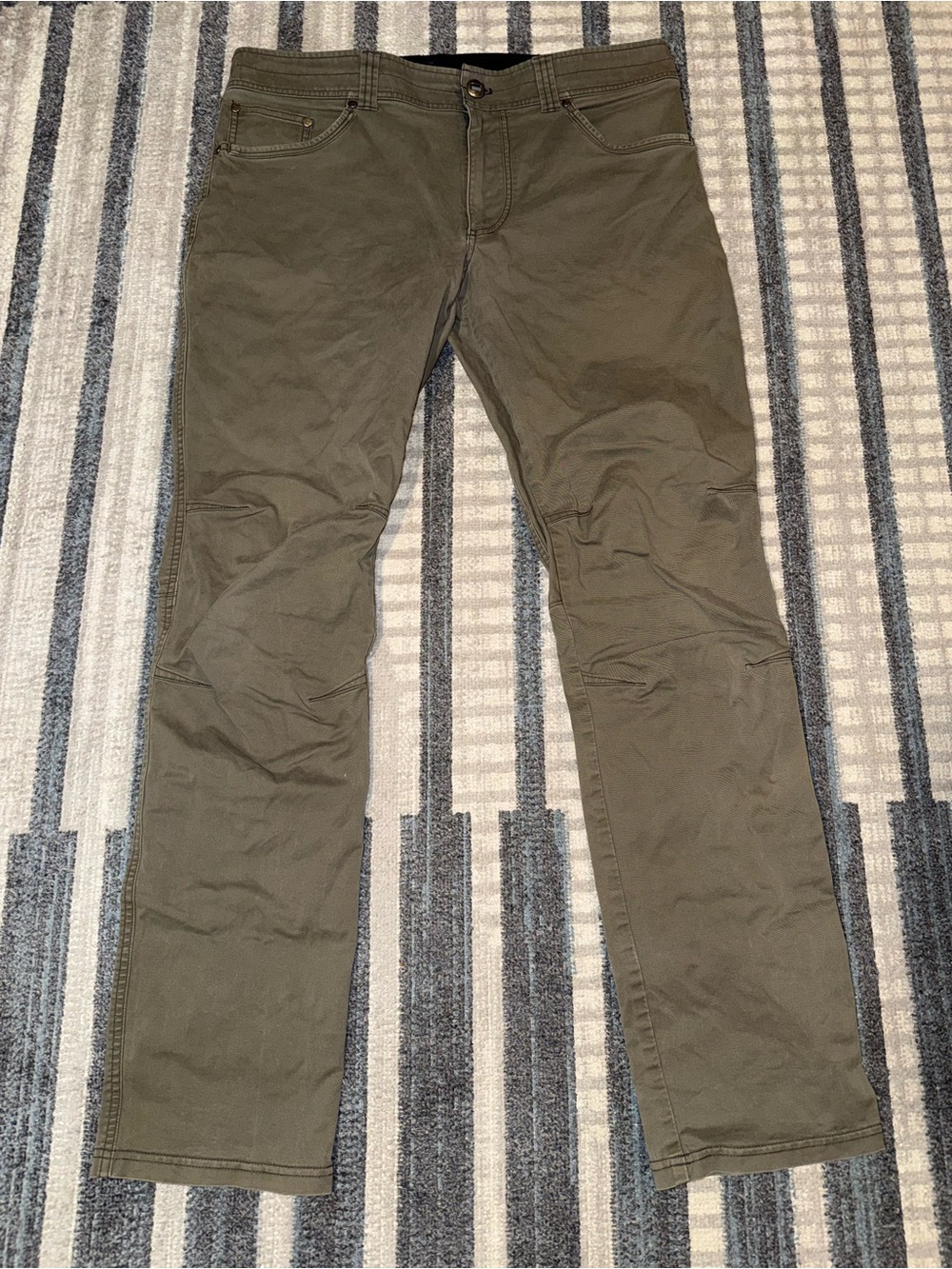 Kuhl Men's Rydr Lite Klassik Fit Olive Chino Pants Size 36x34 Twill Stretch
